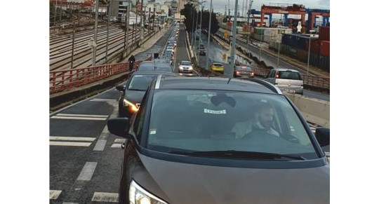 Milhares de motoristas TVDE em protesto contra degradação das condições de trabalho